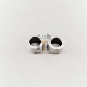 Tùy chỉnh <span class=keywords><strong>tungsten</strong></span> <span class=keywords><strong>carbide</strong></span> tay áo bền <span class=keywords><strong>tungsten</strong></span> <span class=keywords><strong>carbide</strong></span> ỐNg Lót <span class=keywords><strong>tungsten</strong></span> <span class=keywords><strong>carbide</strong></span> vòng con lăn - Product Image 4