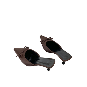 Mules tendance en satin à bout pointu et talons fins (avec nœud décoratif) – Élégantes, florales, respirantes, confortables pour femme, idéales pour l'été - Product Image 1