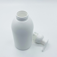 Distributeur de savon liquide moussant en plastique HDPE haut de gamme de 500 ml avec bouchon à vis, rechargeable, impression sérigraphique