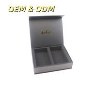 Boîte cadeau rigide à couvercle magnétique en papier spécial sur mesure avec poche et insert en mousse pour l'emballage de maquillage ou de soins de la peau