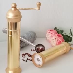 Ensemble de moulins à sel et à poivre manuels réglables en laiton doré unique pour la maison Vente en gros - Product Image 3