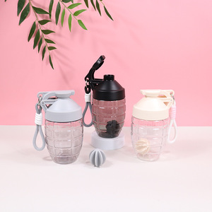 Botella de Agua Deportiva de 600 ml, Vaso Mezclador Simple y Moderno para Proteínas en Polvo, Vaso Mezclador de Alta Capacidad para Batidos - Product Image 3