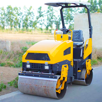 Mini rouleau de route autoporté de 2 tonnes avec double tambour pour moteur essence/diesel Petit compacteur vibrant Machine à composants pour moteur à noyau