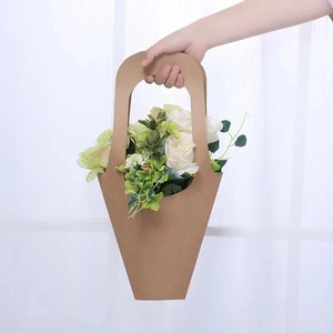 Porta Ramos de Flores de Papel Kraft Ecológico con Asa Integrada y Etiqueta Personalizada para Floristas y Tiendas de Regalos en Todo el Mundo - Product Image 4