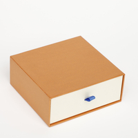 Boîte d'emballage rigide de luxe pour ceinture, boîte cadeau pour bijoux, boîte rigide en papier kraft pour portefeuille, en stock