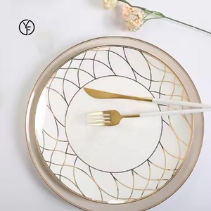Service de vaisselle YIFAN en porcelaine fine de Chine, design moderne et luxueux, assiettes à dîner en porcelaine fine avec bordure dorée - Product Image 5