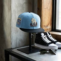 Gorras Snapback Ajustadas Azul Cielo con Bordado Completo, Estilo Urbano Personalizado para Exteriores