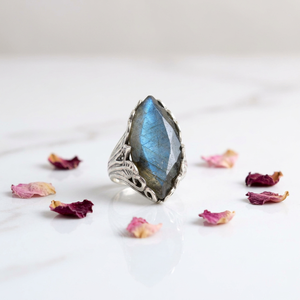 Divyansh Natural Labradorite Bezel Set <b>Ring</b> 925 Sterling Silver Handmade Blue Flash Statement Vintage Filigree Boho Jewelry - Product Image 1