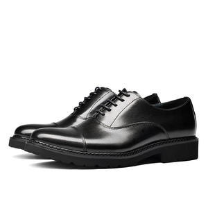 Chaussures mocassins à bout pointu en cuir de vachette souple avec détails perforés, design léger, imperméables, pour hommes, idéales pour le quotidien et les affaires - Product Image 5