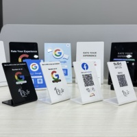 Support de Présentation Personnalisé Code QR Puce NFC Sans Contact Carte Cadeau Google Play Avis Google Tap