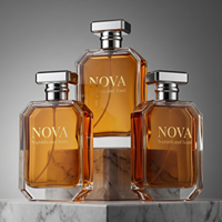 Flacon de parfum en verre plat de luxe 30ml 50ml 100ml, base lourde, atomiseur à pompe à brume fine, logo personnalisé OEM ODM, gravure mate