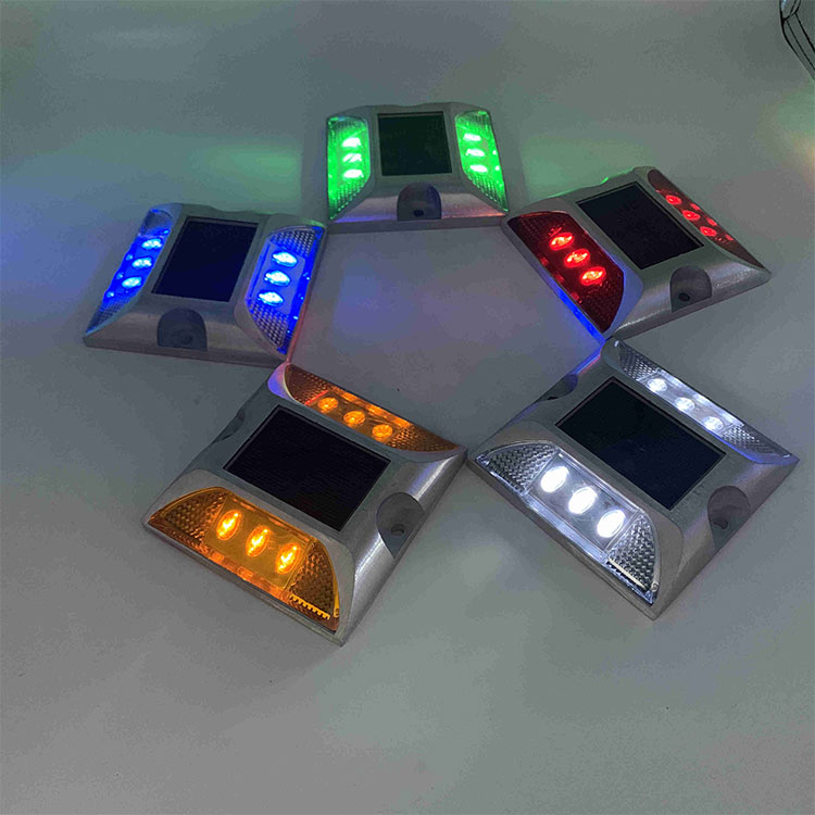 Алюминиевая дорожная лампа на солнечной батарее с 6 светодиодными дорожными маркерами, прочный светодиодный дорожный маркер, кошачий глаз