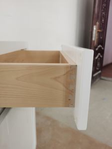 Mobili da Cucina Bianchi Stile Shaker, Design di Armadietti in Legno di Fabbrica - Product Image 2