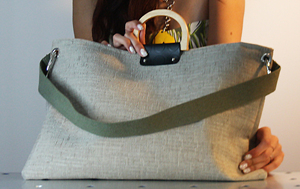 Borse Tote di Lusso da Donna in Materiale Mat-b, Design Italiano Personalizzabile, Fatte a Mano, Stile Classico Rock, Sostenibili - Product Image 6