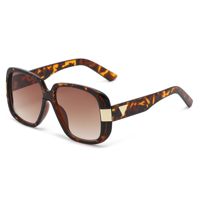 HAWKSBILL/BROWN