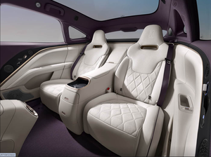 2025 Avatr 11 Turbo Elektro-SUV |   Huawei |   CATL CTP Batterie |   700 km CLTC |   Automatisch |   Linkslenkung |   RWD/AWD |   5G |   <span class=keywords><strong>R20</strong></span> Licht - Product Image 4