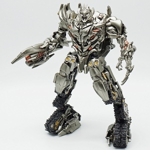 Jialehuang Juguete Transformable 8807, Versión <span class=keywords><strong>de</strong></span> Plástico con Pintura Fina, Luces Antiguas para la Película SS13, Modelo <span class=keywords><strong>de</strong></span> Robot Grande Original - Product Image 1