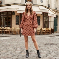 Robe courte enveloppante ludique à manches ballon, d'inspiration vintage, chic à la française, féminine, pour les soirées, pour femmes