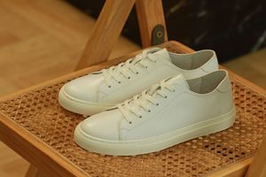 Chaussures formelles d'affaires de luxe Baskets blanches en cuir pour hommes Chaussures de marche - Product Image 6