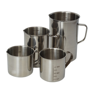 Taza Medidora de Acero Inoxidable Guanlan de 500 ml con Graduaciones para Café y Uso en Laboratorio - Product Image 4