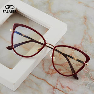 Montures de lunettes œil-de-chat 87087 en argent TR90 avec verres anti-lumière bleue pour protection informatique et performance - Product Image 5