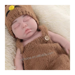 6Lbs peso realista 1:1 relación completo sólido <span class=keywords><strong>dormir</strong></span> ojos cerrados silicona Reborn bebé niño suave 18 pulgadas largo Reborn muñeca juguete para regalo - Product Image 4