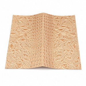 Tissu en cuir synthétique PU à motif floral crocodile gaufré brillant pour sacs à main, chaussures, rembourrage de canapé, artisanat DIY - Product Image 4