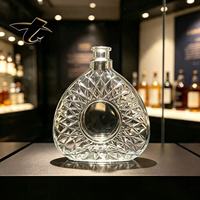 Botol Minuman Keras Kaca Bergaris 530ml Harga Pabrik Langsung, Bahan Putih Berkualitas Tinggi 520g untuk Kemasan Minuman Keras yang Hemat Biaya