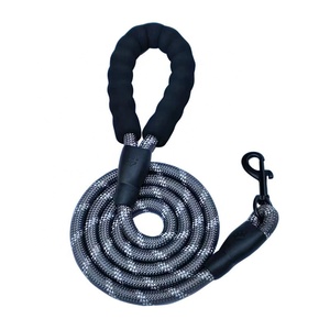 Venta al por mayor de correas para mascotas con broche para escalar, variedad de colores, manos libres, cuerda trenzada reflectante, correa para perro con mango acolchado suave - Product Image 6