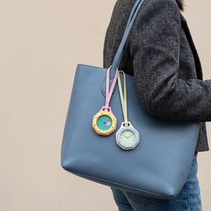Reloj de bolsillo mecánico octogonal con esfera colorida y indicador de fase lunar, correa de cuero, reloj analógico de moda para mujer - Product Image 2