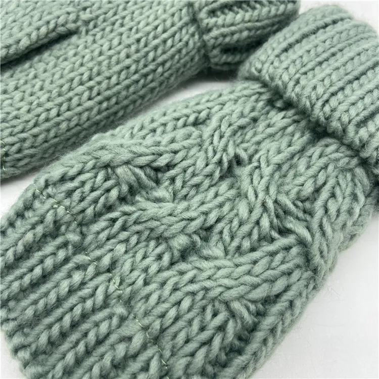 Fashion Icelandic wool winter finger-less knitted mitten lovely half finger gloves with fleece inside for women