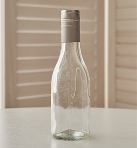 Bouteille en verre transparente <span class=keywords><strong>de</strong></span> 187 ml <span class=keywords><strong>de</strong></span> <span class=keywords><strong>Bourgogne</strong></span>, sur mesure, <span class=keywords><strong>de</strong></span> haute qualité, avec bouchon à vis, sérigraphie, pour vin, tequila, brandy - Product Image 1