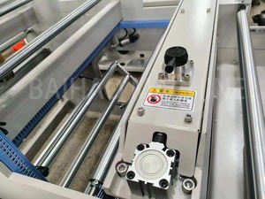 Machine d'emballage en PVC à fermeture éclair en plastique entièrement automatique Machine d'extrudeuse Machine de fabrication de sacs à fermeture éclair à fermeture éclair - Product Image 5