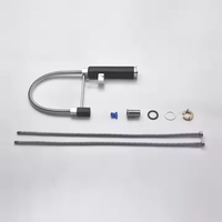 Robinet mitigeur d'évier de cuisine moderne en laiton à levier unique, robinet mitigeur rouge monté sur le pont, noyau de valve en céramique à col flexible à trou unique