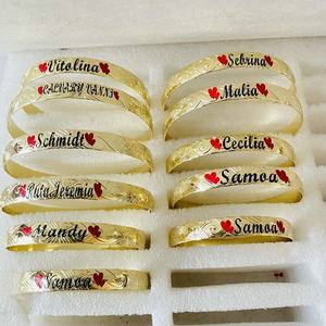 JX242B bracelet personnalisé avec nom, en émail, cœur, enfants, garçon, cadeau d'anniversaire, bijoux hawaïens, vente en gros - Product Image 1