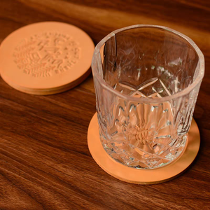 Sous-verre rond vintage en cuir tanné végétal de 4 mm d'épaisseur, fait main, directement de l'usine, avec logo personnalisé, en cuir de vachette pleine fleur de qualité supérieure pour boissons - Product Image 2