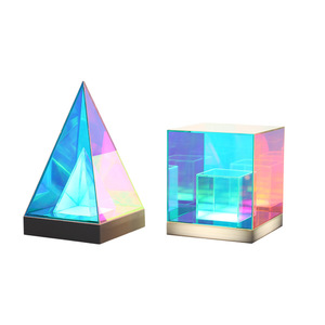 Lámpara de Noche LED Triangular Acrílica Eléctrica OEM Avanzada con Control Táctil para Cubo, Luz Ambiental para Sala de Competición/Escritorio - Product Image 1