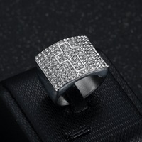Bague croix personnalisée de luxe en acier inoxydable pour homme, bague signet carrée pavée de zircons, ton or et argent, bijoux hip-hop, vente en gros