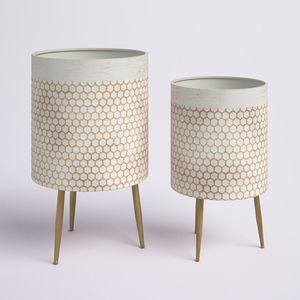 Pot de fleurs décoratif en métal pour la décoration de maisons de luxe, les événements de mariage et l'aménagement intérieur des hôtels - Product Image 3