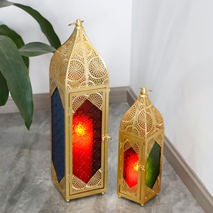 Juego de 2 Faroles de Vela Dorados Estilo Marroquí para Interiores con Vidrio de <span class=keywords><strong>Colores</strong></span> para Decoración Festiva - Product Image 2