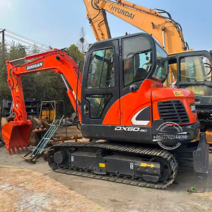 Mini-pelleuse d'occasion Doosan DX60 DX60-9C en excellent état de fonctionnement, haute efficacité, excavatrice hydraulique sur chenilles Doosan DX140/225/300 - Product Image 1