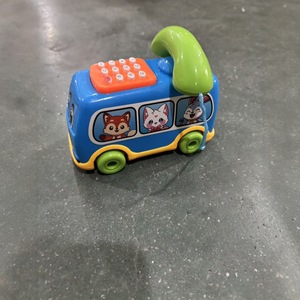 Autobús Musical de Juguete con Forma de Teléfono para Niños de 2 a 4 Años, Juguete Unisex con Personajes de Animales y Teclado Numérico - Product Image 1