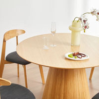 Ensemble de meubles de salle à manger en bois massif de style nordique moderne, chaises de salle à manger en bois massif de designers renommés
