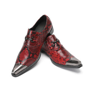 Chaussures en cuir rouge pour hommes, style brogue, Derby, à <span class=keywords><strong>boucle</strong></span>, imprimés animaliers, rehaussantes, décontractées, style britannique, semelle souple - Product Image 5