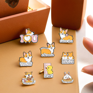 מפעל כלב חמוד אישית אנימה דש למות יצוק אמייל רך סגסוגת אבץ מצופה זהב סמלים סמלים סמלים - Product Image 1