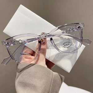 Monture de lunettes Qianai Square TR90 anti-lumière bleue unisexe avec verres de protection UV400 de taille moyenne et design irrégulier - Product Image 3