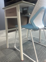 Bureau d'étude moderne pour étudiants, bureau d'école pour salle de classe, table d'étude simple pour étudiants, mobilier scolaire ergonomique, tables à structure métallique