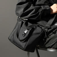 Sac bandoulière décontracté pour homme, double usage, avec logo personnalisé OEM ODM, sangle détachable, pour le travail quotidien, les courses et les sorties du week-end