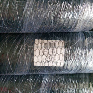 Malla de Alambre Galvanizada para Conejos, Utilizada para Crear un Límite Seguro y Protegido - Product Image 5