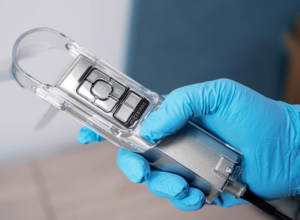 Colposcopio Inalámbrico Portátil HD con Video Digital para Ginecólogos, Clínica Móvil y Uso Doméstico con Estuche de Transporte - Product Image 4